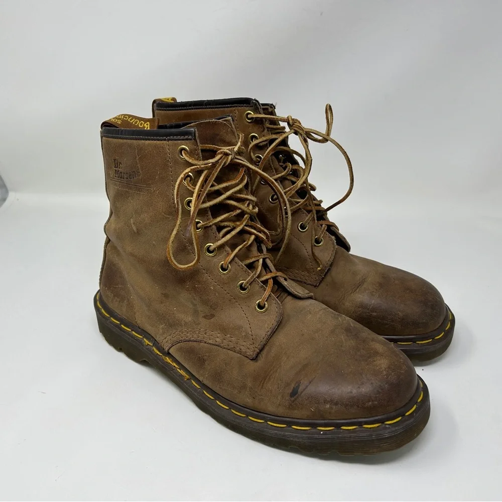Dr. Martens Vintage leather SIZE UK 10 OR US 12 MADE IN ENGLAND need shoelaces_11